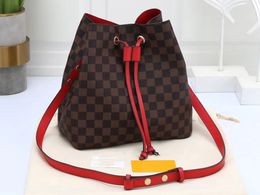 The Tote Bag Designer Shoulder Bag L Women V Red Shoulder Strap Fashion Neo Noe Retro Chessboard Grid Drawstring Handbag Leather Crossbody Bag Small Size 26cm N40214