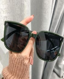 Fasshion non brand Sun Glasses MensDesigner Sunglasses Woman Eyeware Fashion Eyeware Woman Beach De Sol Gradient Sun Glasse6060396