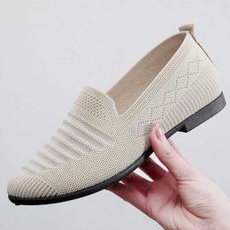 HBP Non-Brand 2024 Cheap Price Hot Selling Women Flat Sole Casual Shoes New Design Slip On Ladies Walking