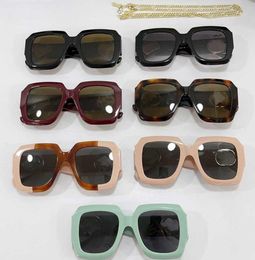 Rectangular sunglasses with chain G1022S black Frame Solid brown lens height 666 cm width 1472cm Nose bridge length 23 mm 80s in8164325