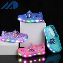 HBP Non-Brand Cartoon Light up Children Summer Glowing Slip On Slippers Flashing Beach Shoes For Kids Boys Girls Led Sandals