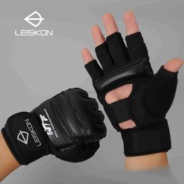 Protective Gear Half Finger Boxing Gloves PU Leather MMA Fighting Kick Boxing Gloves Karate Muay Thai Training Workout Gloves Kids Men yq240318