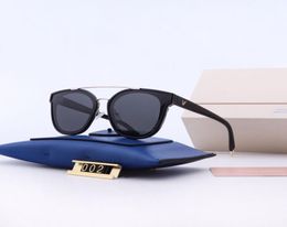 2020New fashion design sunglasses circle k gold frame protection glasses fashion avantgarde style restoring ancient ways with hig9363234