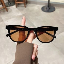 Sunglasses High Quality Sun Glasses Men Women UV Protection Square Shape For Classic Style Men's