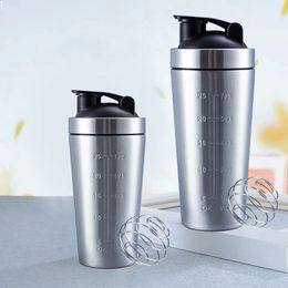 Stainless Steel Protein Shaker Cup Portable Fitness Sports Mug Nutrition Blender Cup Water Bottles Vacuum Insulation Water Cup 240306