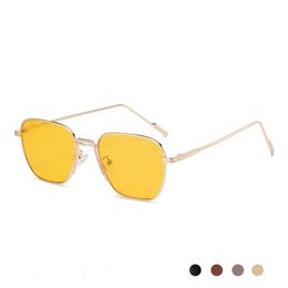 2024 Brand design Sunglasses Wholesale outside beach sunglass women men designer reading sunglass Fashion metal Oversized sun glasses vintage female UV400 28