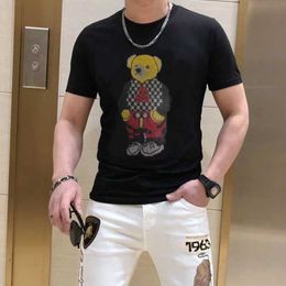 Men's T-Shirts The best-selling mens diamond T-shirt of 2023 short sleeved street clothing casual fashion design ultra-thin brand mens T-shirt 029 J240316