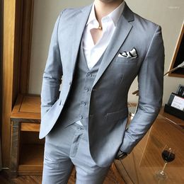 Men's Suits Classic Luxury Solid Colour Suit Three-Piece Set Italian Style Vest Blazer Trousers Mens 3 Piece