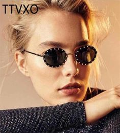 Sunglasses Diamond Oval Ladies Yellow Lens Small Glasses Summer Shades Metal Round Women Men Sunnies UV400 Oculos6092374