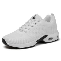 HBP Non-Brand Comfortable Unisex Casual Men Shoes Sneakers Women Low Price Sports Shoes