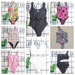 2024 New Fashion Designer Wholesale Womens Swimwears Sexy Bikinis Swimsuits Womens Set Bur Clear Strap Shape One Pieces Ladies Bathing Suit Beach Clothes Summer Clo