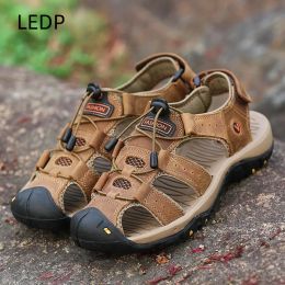 Sandals Men's Sandals Leather Outdoor Baotou Sandals Hiking Shoes Casual Lightweight Nonslip Breathable Beach Spring and Summer New