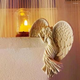 Decorative Figurines European Redemption Angel Door Frame Decor Crafts Girl Resin Carving Festival Party Gift Creative Wall Pendant