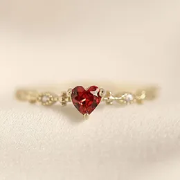 Cluster Rings Fashion Charm Love Ruby For Women Adjustable Heart Crystal Zircon Ring Woman Accessories Wedding Party Jewellery Gift