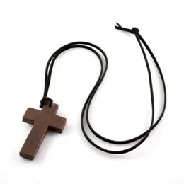 Pendant Necklaces Vintage Style Brown Wooden Cross Necklace Christian Religious For Men Women Jewelry Accessories