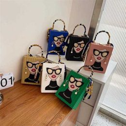 Chic Shoulder Bags Fashionable Designer Handbags Popular Splicing Beauty Box Dinner Tote Bag Portable Womens Chain Shoulder 240311