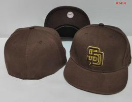 2024 Men's Baseball Padres Fitted Hats Classic World Series Hip Hop Sport SOX Full Closed LA NY Design Caps Chapeau 1995 Stitch Heart " Series" " Love Hustle Flowers a2