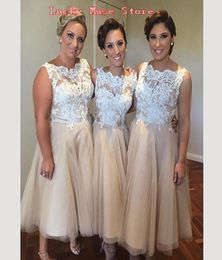 Tea Length Vestidos de Casamento Champagne White Lace Short Bridesmaid Dresses Vintage Scoop Neck Women Wedding Party Wear Formal 9127830