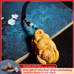 Necklaces Cliff Cypress Wood Carving Bless with Safeness Ninetailed Fox of Handicraft Pieces Wooden Figurines Statues Pendant Necklace