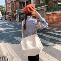 Totes Women Canvas Messenger Bag Large Capacity Shoulder Simple Zipper Semicircle Shape Cloth Purses Ladies Cotton Crossbody Bags