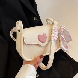 Totes Cute Love Heart Square Shoulder Bags Women Fashion PU Leather Underarm Bag Casual Simple Ladies Crossbody Purse With Scarf