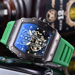 Richa Luxury mens Orologio meccanico Fashion Hollow Out Business da uomo automatico in metallo High-end bello botte di vino mulino da uomo