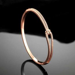 Charm Bracelets New High Quality Fashion cubic zircon copper wedding Bangle s For womens girlfriend Birtay Gift bangle bridal bijoux L240319