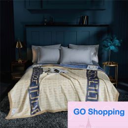 High-end Light Luxury Flannel Blanket Thick Double Coral Fleece Antistatic Autumn and Winter