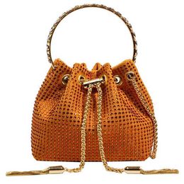 Chic Shoulder Bags Bag Female designer handbags tote Small Messenger Bag Versatile Diamond Chain Portable Bucket Dinner 240311