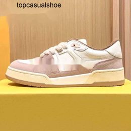 Fendig Calfskin Designer Shoes Best-quality Suede Italy Casual Sneaker White Pink Black Women Comfort Sports Trainers Sneakers