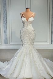 Gorgeous Lace Mermaid Wedding Dresses Sexy Spaghetti Straps Backless Beads Appliques Ruched Long Bridal Gowns Robe De Ma