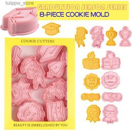 Baking Moulds 8Pcs/Set Graduation Series Cartoon Biscuit DIY Cookie Mould Cutter 3D Biscuits Baking Mould Plastic Decorating Kitchen Tools L240319