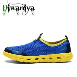 Shoes Brand High Quality Upstream Aqua Shoes Men Breathable Air Mesh Fishing Shoes Non Slip Hiking Climbing Shoes Cow Leather Sneakers