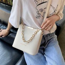 Chic Shoulder Bags Netizen Texture Popular Bag For Women Fashion Fashionable Versatile One Crossbody Designer Handbags Tote 240311