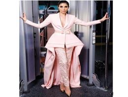 New Designer Jumpsuits Evening Dresses V Neck Pink Plus Size Lace Formal With Long Sleeves Satin Peplum Party Prom Gowns7648702