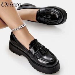 Boots Women Loafers 2023 Spring New Tassel British Style Leather Shoes 3543 Largesized Female Retro Home Office Low Heel Shoes