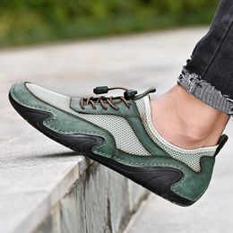 Hochwertige neue Sommer-Herrenmode-Schuhe, Leder, Mesh-Nähte, Loafer, modische, atmungsaktive Herren-Fahrschuhe, leichte Freizeitschuhe, Wandersandalen, 38–48