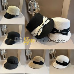 Designer Visor Caps Summer Vacaton Straw Ball Cap Outdoor Fitted Sun Protection Golf Cap Metal Letter Travel Hat