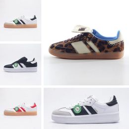 Casual Shoes Vegan Og Wales Bonner Pony Leopard Tonal Cream White Silver Core Black SPORTY Rich Designer Skate Shoes Red White Green Men Women Sneakers Sports Low ddv