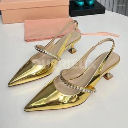 Sandals Female Sandal Summer 2024 Style Pointy Toe Rhinestone Decoration Wrapping Shoes Youth Vitality