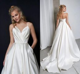 Garden White Boho A Line Wedding Dresses with Pocket Spaghetti Straps Backless Sexy Plus Size Bridal Gowns Sweep Train Simple Satin Robes De Mariee Bride YD