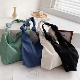 Totes Ladies Large Capacity Hobos Bags Crossbody Bag Women Nylon Simple Shoulder Messenger Solid Colour Fashion Package