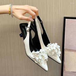 Dress Shoes Fairy Style Silver Pointed Sandals For Women's Back Air 202424 Summer Slim Medium Heeled High