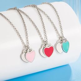 Luxury Original Designer Womens Pink Green Double Heart Necklace Elegant Girls Jewelry Womens Pendant Christmas Ornament