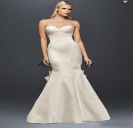 White Wedding Dresses Bridal Gowns Truly Zac Posen Seamed Mermaid Satin Dress With Big Bow Modest Strapless Covered Button Fishtai8125573