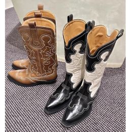 Boots 2023 New Pointy Women's Cowboy Boots Thick Heel Knight Boots Embroidered Mid Calf Sleeve Boots Brown Black White Shoes Female