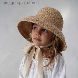 Wide Brim Hats Bucket Hats Handwoven sun hat Rafia retro summer travel sunny beach vacation Str hat with lace suitable for children and adults on holidays Y240319