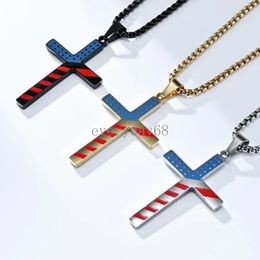 Amerika Sterne Streifen Flagge Edelstahl Kreuz Halskette Jesus Christus Religiöse Kreuz Anhänger Halsketten für Männer Hip Hop Schmuck