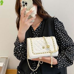 Source Factory High Quality Package 2024 Autumn New Womens Chain Buckle Trendy Bag Single Shoulder Diagonal Straddle Handheld Small Square Pu