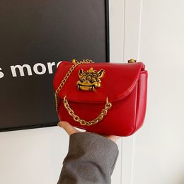 Factory wholesale ladies shoulder bag 4 Colours cool personality gold buckle handbag flip solid Colour leather back this year popular women chain bag 5515#